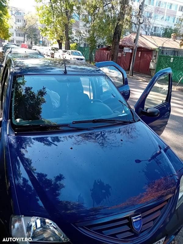 Culoarealbastru Utilizat 2008 Dacia Logan Berlinǎ | 950 EUR (Super Preț) - Imagine 1/4