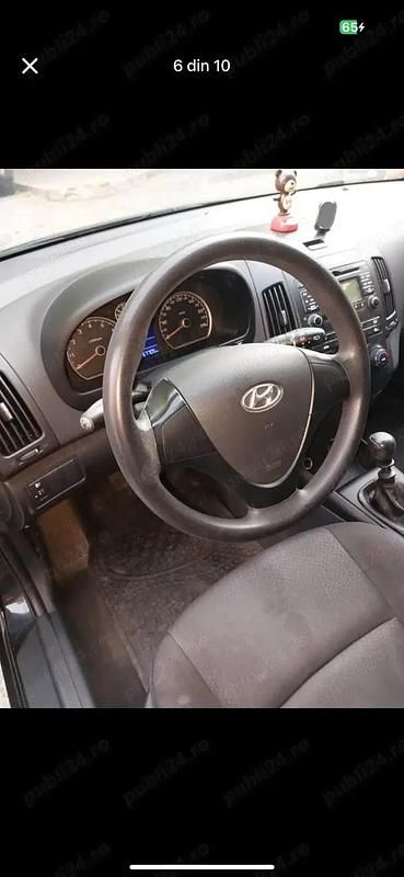 Second-hand Hyundai i30 110 CP (80 kW) 2009 Negru Hatchback