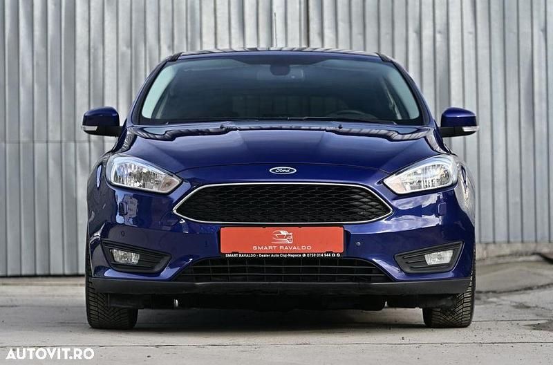 Second-hand Ford Focus Business Edition 125 CP (91 kW) 2015 Culoarealbastru Break