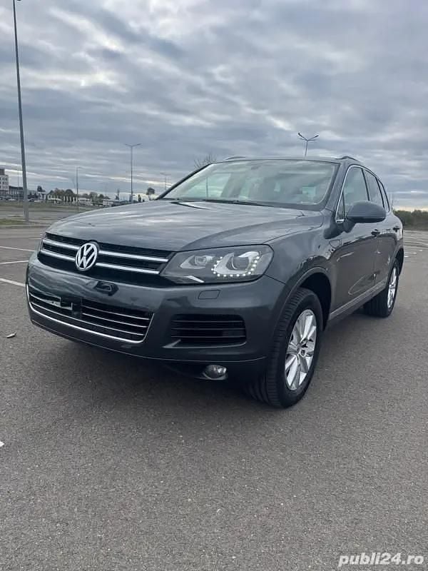 Second-hand VW Touareg 245 CP (180 kW) 2012 Gri SUV