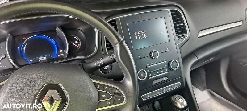 Albastru Utilizat 2018 Renault Mégane IV Intens Hatchback | 13.200 EUR (Preț OK) - Imagine 1/4