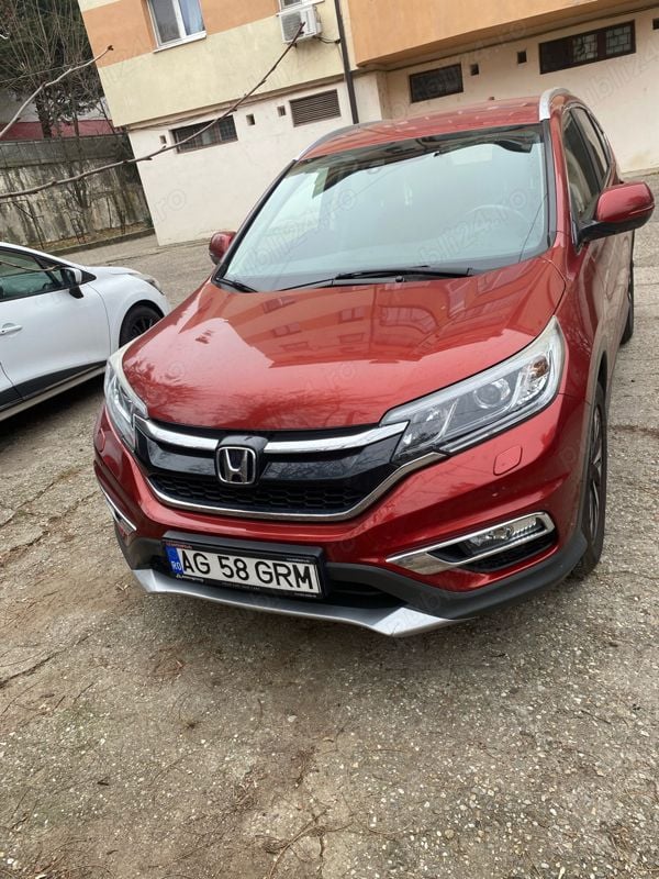 Rosu Utilizat 2015 Honda CR-V SUV | 13.900 EUR (Super Preț) - Imagine 1/4