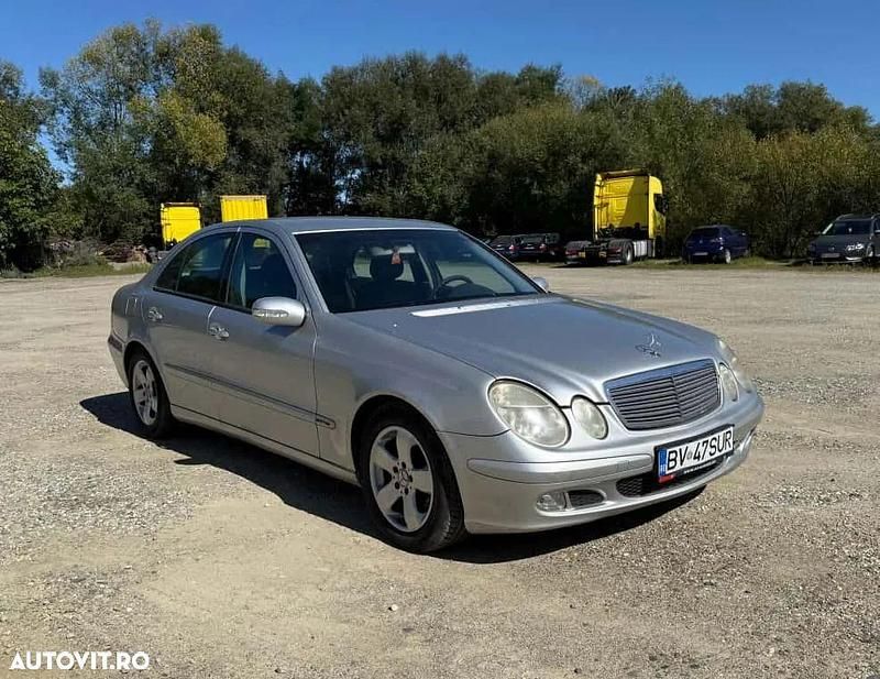 Culoaregri Utilizat 2003 Mercedes E270 Berlinǎ | 2.250 EUR - Imagine 1/4