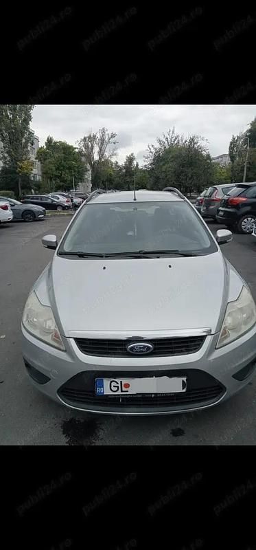 Gri Utilizat 2008 Ford Focus Berlinǎ | 2.500 EUR (Puțin scump) - Imagine 1/4