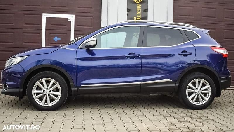 Second-hand Nissan Qashqai Tekna 163 CP (119 kW) 2015 Culoarealte culori SUV