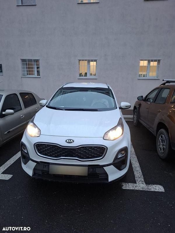 Second-hand Kia Sportage Style 177 CP (130 kW) 2021 Culoarealb SUV