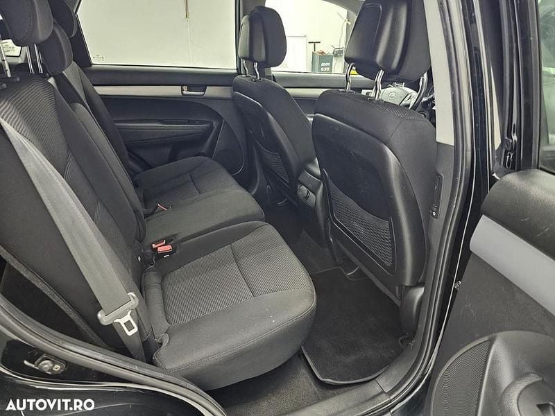 Second-hand Kia Sorento Attract 197 CP (144 kW) 2014 Culoarenegru SUV