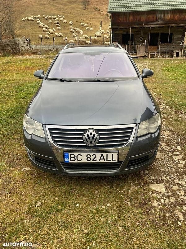 Second-hand VW Passat Highline 140 CP (102 kW) 2008 Culoaregri Break