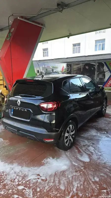 Second-hand Renault Captur 90 CP (66 kW) 2018 SUV