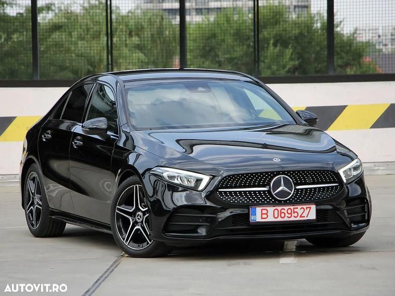 Second-hand Mercedes A180 AMG line 116 CP (85 kW) 2019 Negru Berlinǎ