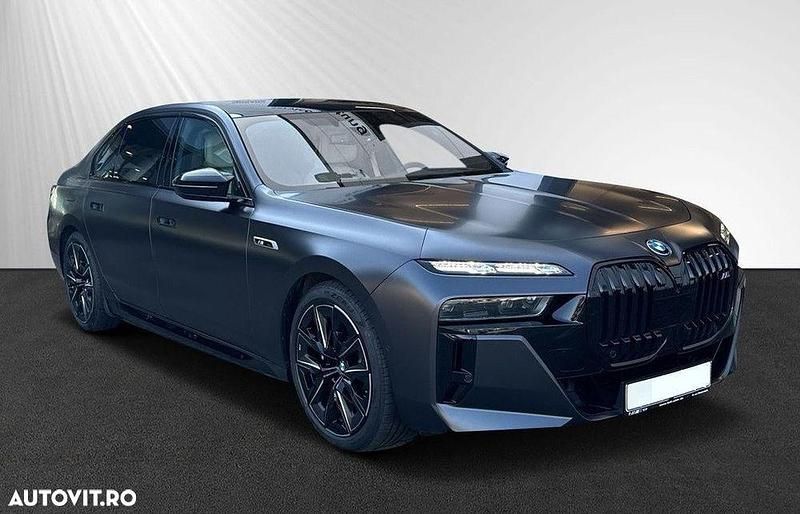 Culoaregri Utilizat 2023 BMW M760e Comfort Edition Berlinǎ | 99.760 EUR - Imagine 1/4