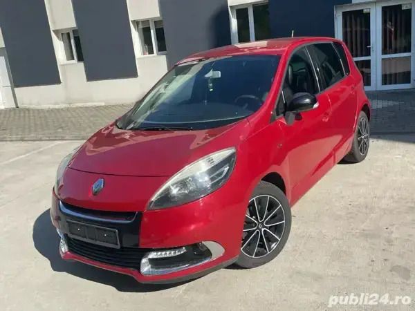 Utilizat 2012 Renault Scénic III Bose Edition Monovolum | 4.990 EUR (Preț OK) - Imagine 1/4