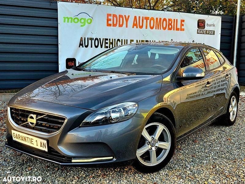 Culoaregri Utilizat 2013 Volvo V40 Kinetic Hatchback | 5.990 EUR (Preț OK) - Imagine 1/4