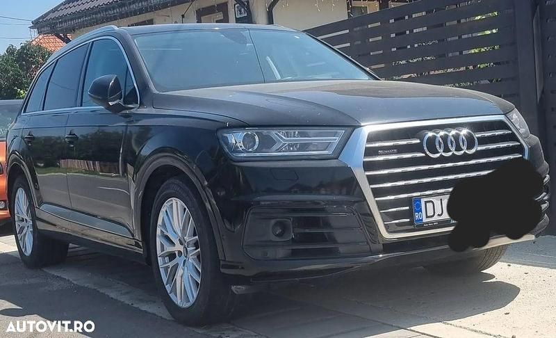 Culoarenegru Utilizat 2016 Audi Q7 Comfort SUV | 26.300 EUR (Super Preț) - Imagine 1/4