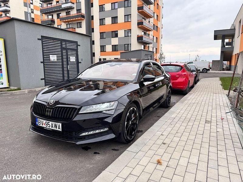 Culoarenegru Utilizat 2019 Skoda Superb SportLine Berlinǎ | 19.800 EUR (Preț OK) - Imagine 1/4