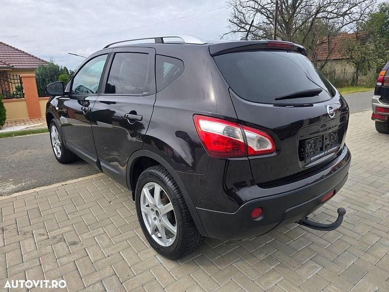 Second-hand Nissan Qashqai 110 CP (80 kW) 2011 Culoarealte culori SUV