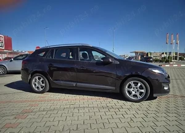 Utilizat 2013 Renault Mégane Berlinǎ | 4.000 EUR - Imagine 1/4