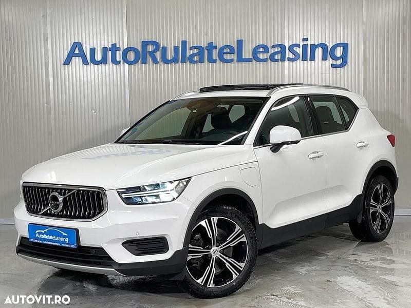 Second-hand Volvo XC40 Inscription 211 CP (155 kW) 2021 Culoarealb SUV