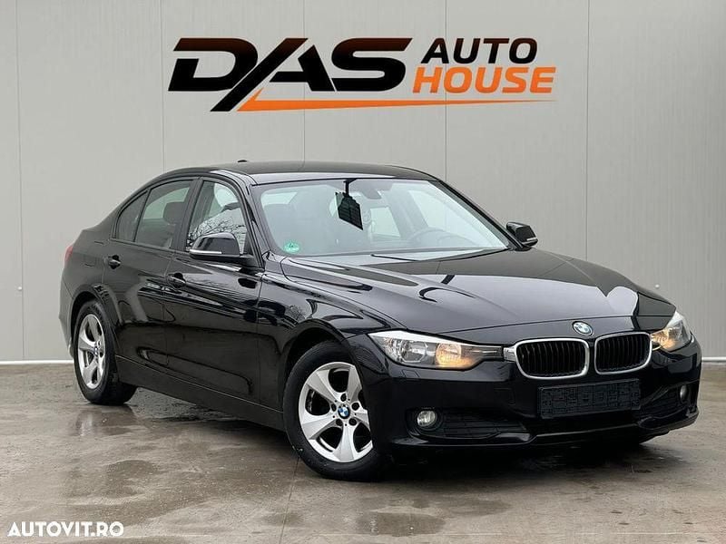 Second-hand BMW 320 184 CP (135 kW) 2014 Culoarenegru Berlinǎ