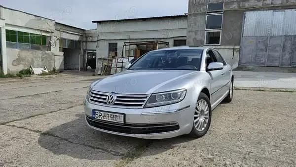 Utilizat 2015 VW Phaeton Berlinǎ | 12.500 EUR (Preț bun) - Imagine 1/4
