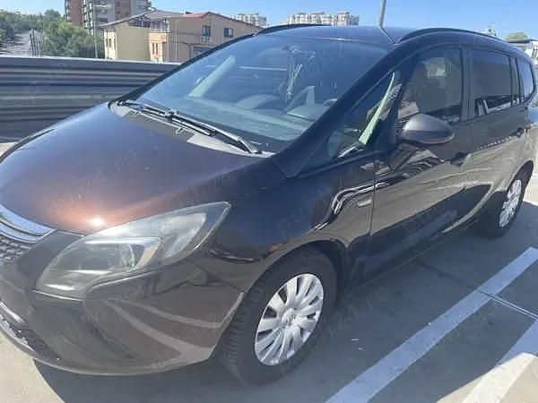 Second-hand Opel Zafira Tourer 130 CP (95 kW) 2013 Monovolum