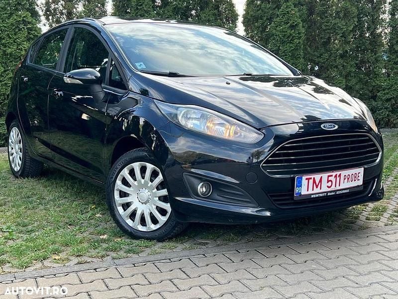 Second-hand Ford Fiesta Titanium 60 CP (44 kW) 2014 Culoarenegru Hatchback