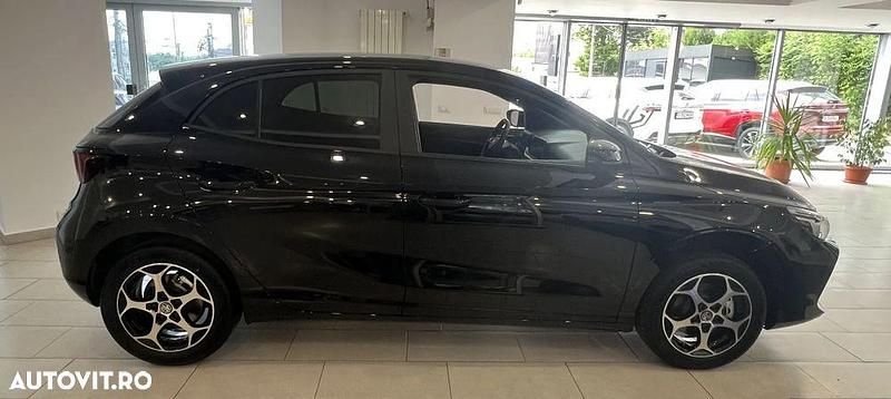 Second-hand MG MG3 102 CP (75 kW) 2024 Culoarenegru Hatchback