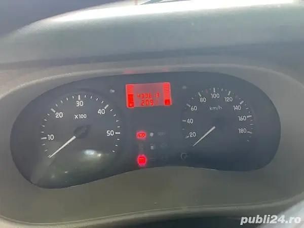 Utilizat 2005 Renault Master Van | 11.800 EUR - Imagine 1/4