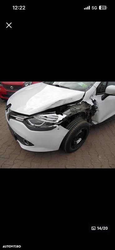 Second-hand Renault Clio IV Collection 75 CP (55 kW) 2016 Culoarealb Hatchback