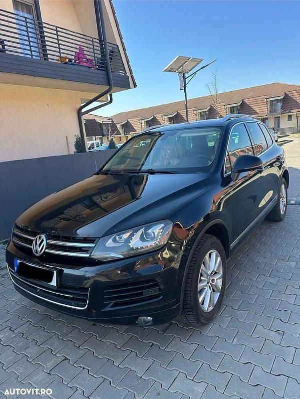 Second-hand VW Touareg Exclusive 245 CP (180 kW) 2013 Culoarenegru SUV