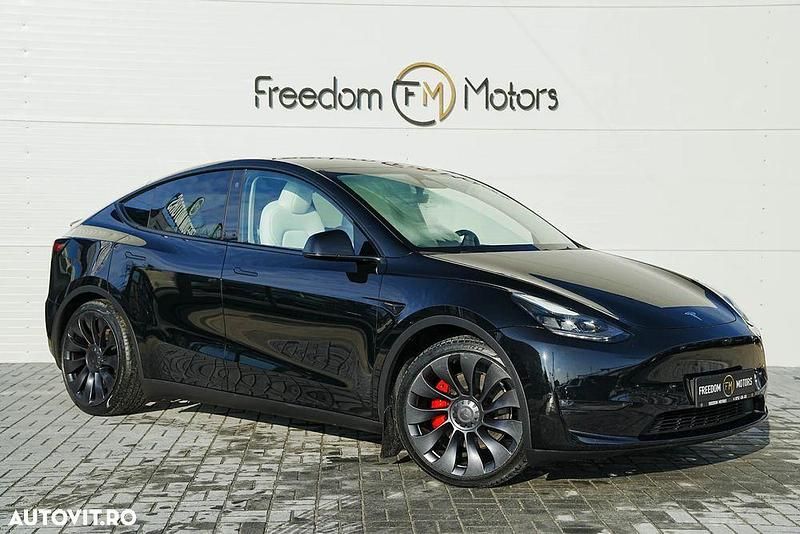Second-hand Tesla Model Y 392 kW (534 CP) 2023 Culoarenegru SUV