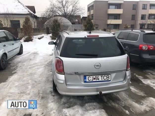 Gri Utilizat 2007 Opel Astra Break | 2.600 EUR (Preț OK) - Imagine 1/4