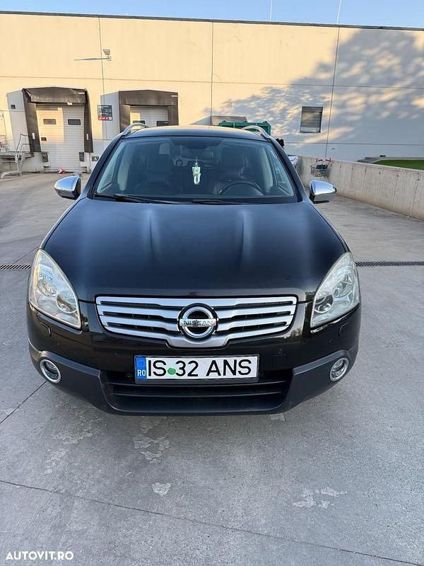 Culoarenegru Utilizat 2010 Nissan Qashqai Acenta SUV | 6.250 EUR (Preț OK) - Imagine 1/4