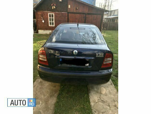 Albastru marin Utilizat 2004 Skoda Octavia Berlinǎ | 1.100 EUR - Imagine 1/4
