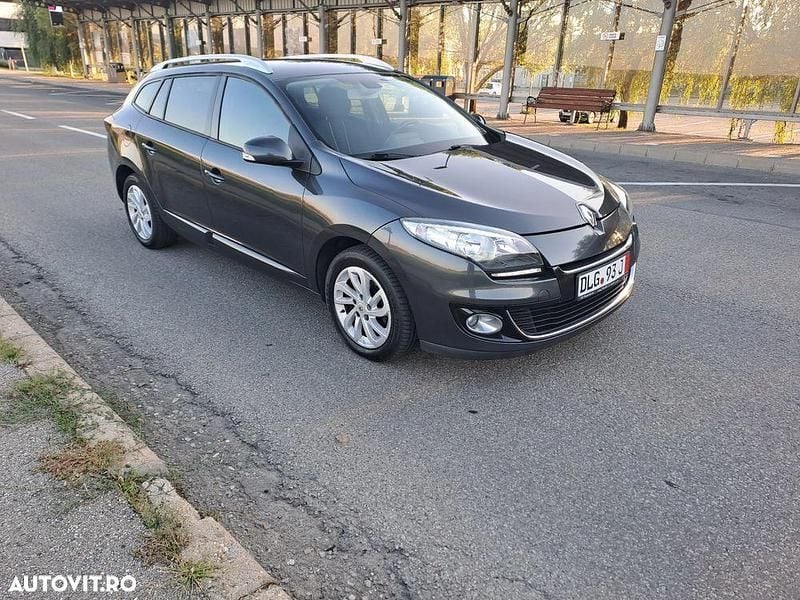 Culoaregri Utilizat 2013 Renault Mégane GrandTour Dynamique Break | 4.790 EUR (Preț OK) - Imagine 1/4