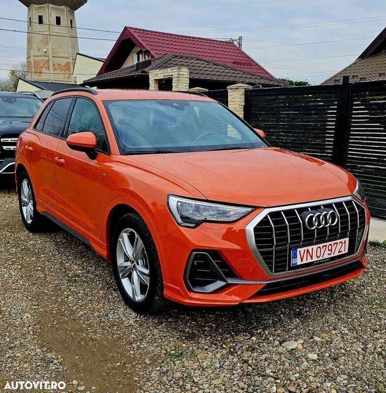 Portocaliu Utilizat 2020 Audi Q3 Design SUV | 28.820 EUR (Puțin scump) - Imagine 1/4