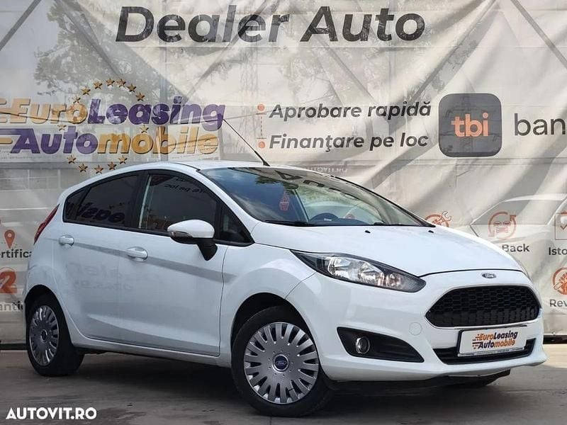 Second-hand Ford Fiesta Trend 75 CP (55 kW) 2017 Culoarealb Hatchback