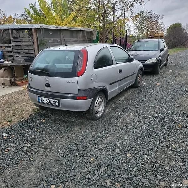 Second-hand Opel Corsa 59 CP (43 kW) 2001 Coupe