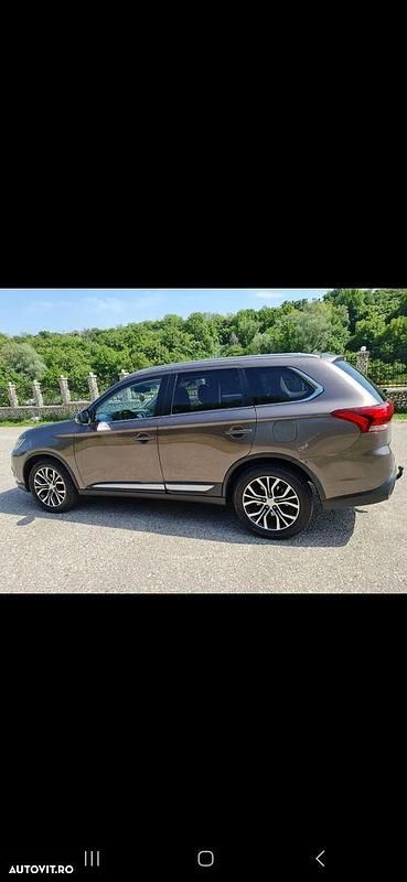 Maro Utilizat 2016 Mitsubishi Outlander SUV | 11.990 EUR (Preț OK) - Imagine 1/4