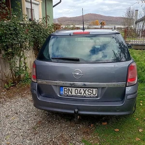 Second-hand Opel Astra 136 CP (100 kW) 2006 Break