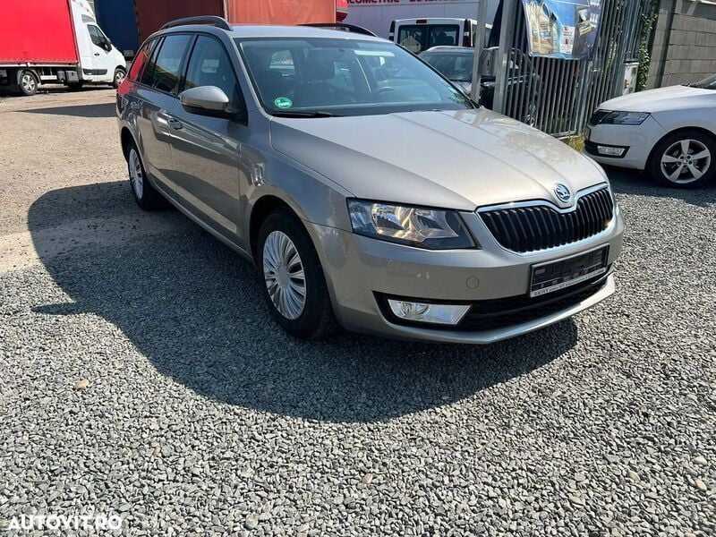 Alte culori Utilizat 2014 Skoda Octavia Ambition Break | 3.999 EUR - Imagine 1/4