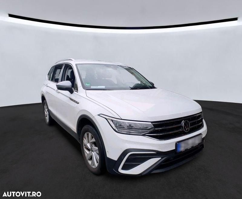Culoarealb Utilizat 2022 VW Tiguan Allspace Life SUV | 22.850 EUR (Preț bun) - Imagine 1/4