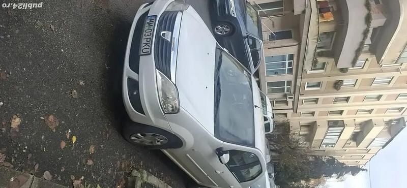 Second-hand Dacia Logan 95 CP (69 kW) 2010 Berlinǎ