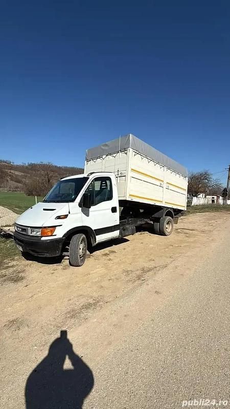 Utilizat 2005 Iveco Daily | 8.700 EUR - Imagine 1/4
