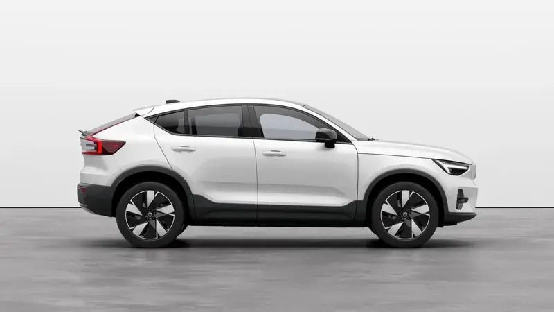 ["crystal white"] Nouă 2024 Volvo EC40 SUV | 44.025 EUR - Imagine 1/4