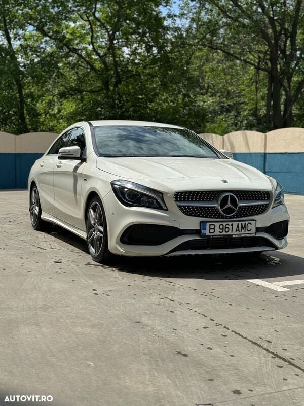 Alb Utilizat 2017 Mercedes CLA200 AMG line Coupe | 17.450 EUR (Super Preț) - Imagine 1/4