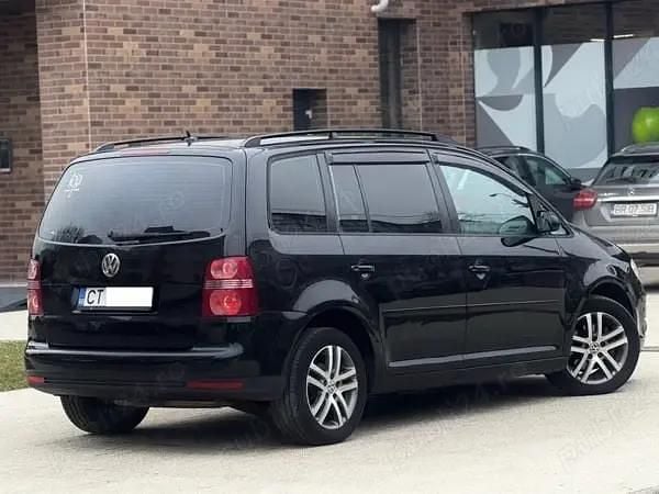Second-hand VW Touran 140 CP (102 kW) 2009 Monovolum