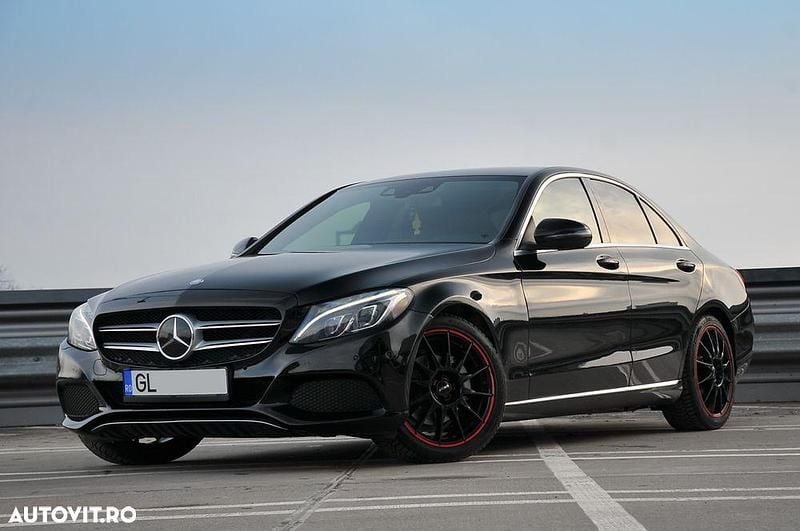 Second-hand Mercedes C220 Avantgarde 170 CP (125 kW) 2015 Culoarenegru Berlinǎ