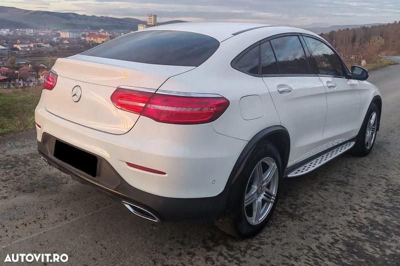 Culoarealb Utilizat 2016 Mercedes GLC250 AMG line Coupe | 29.490 EUR (Scump) - Imagine 1/3