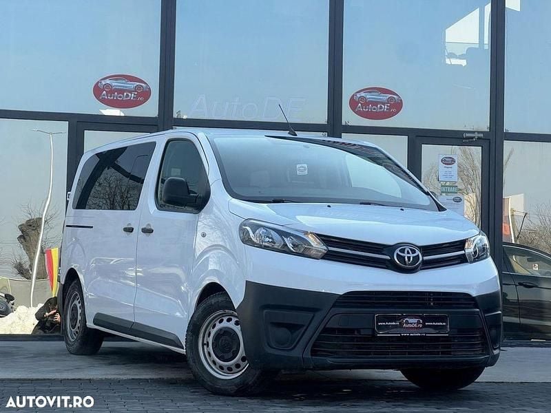 Second-hand Toyota Proace 120 CP (88 kW) 2020 Culoarealb Monovolum
